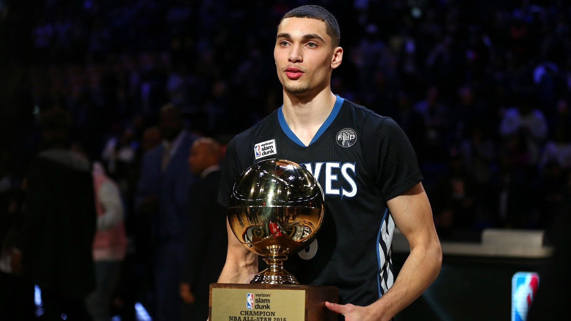 速度的刻度，从森林狼的血性防守到F1街道赛的肾上腺素赛场